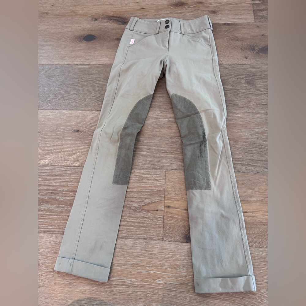 Tailored sportsman girls jodphurs missing a button tan